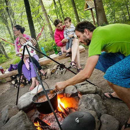 Luxe tent Camping Naturplac Na Skali