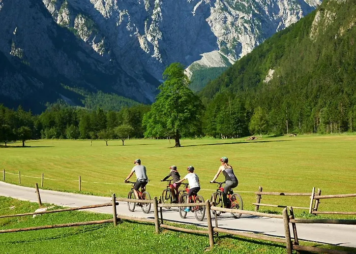 Camping Naturplac Na Skali خيمة فخمة 2*